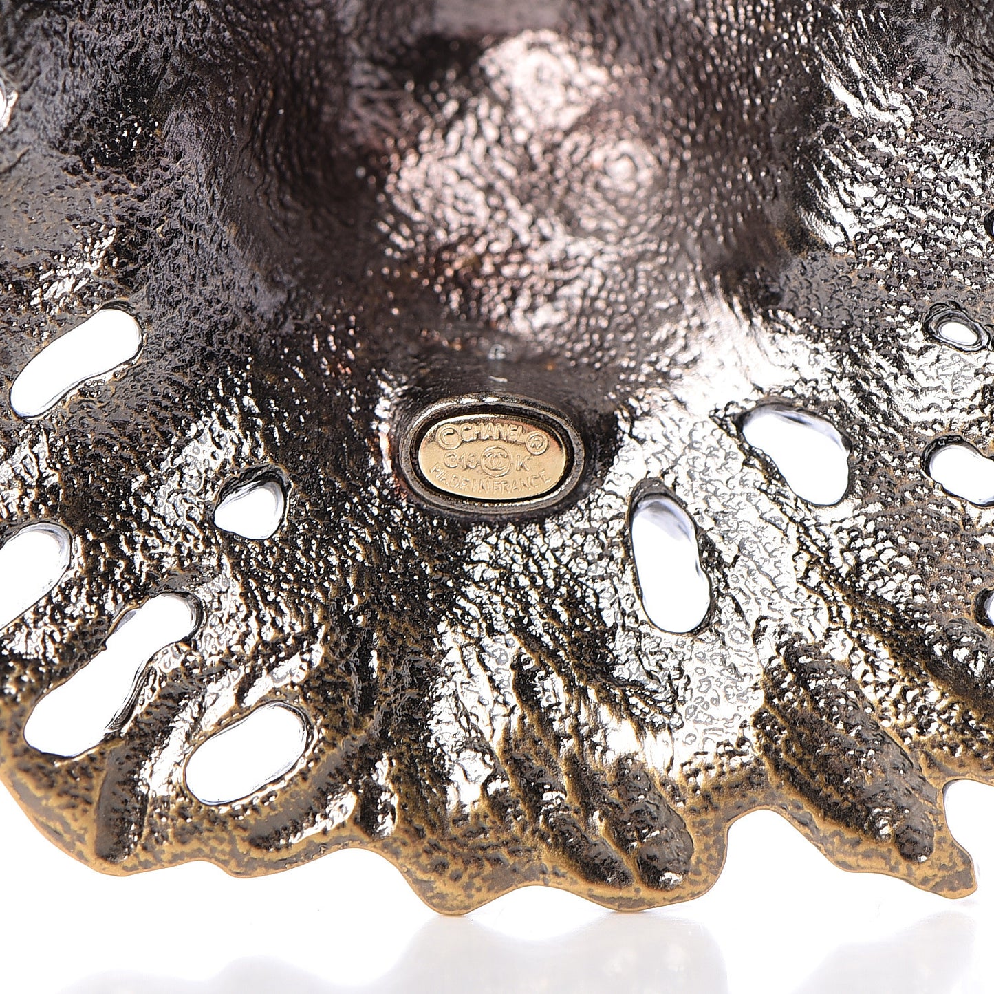 CC Lion Brooch Gold