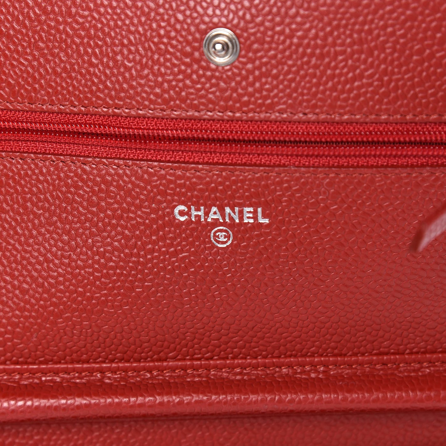 Caviar Quilted Wallet on Chain WOC Red