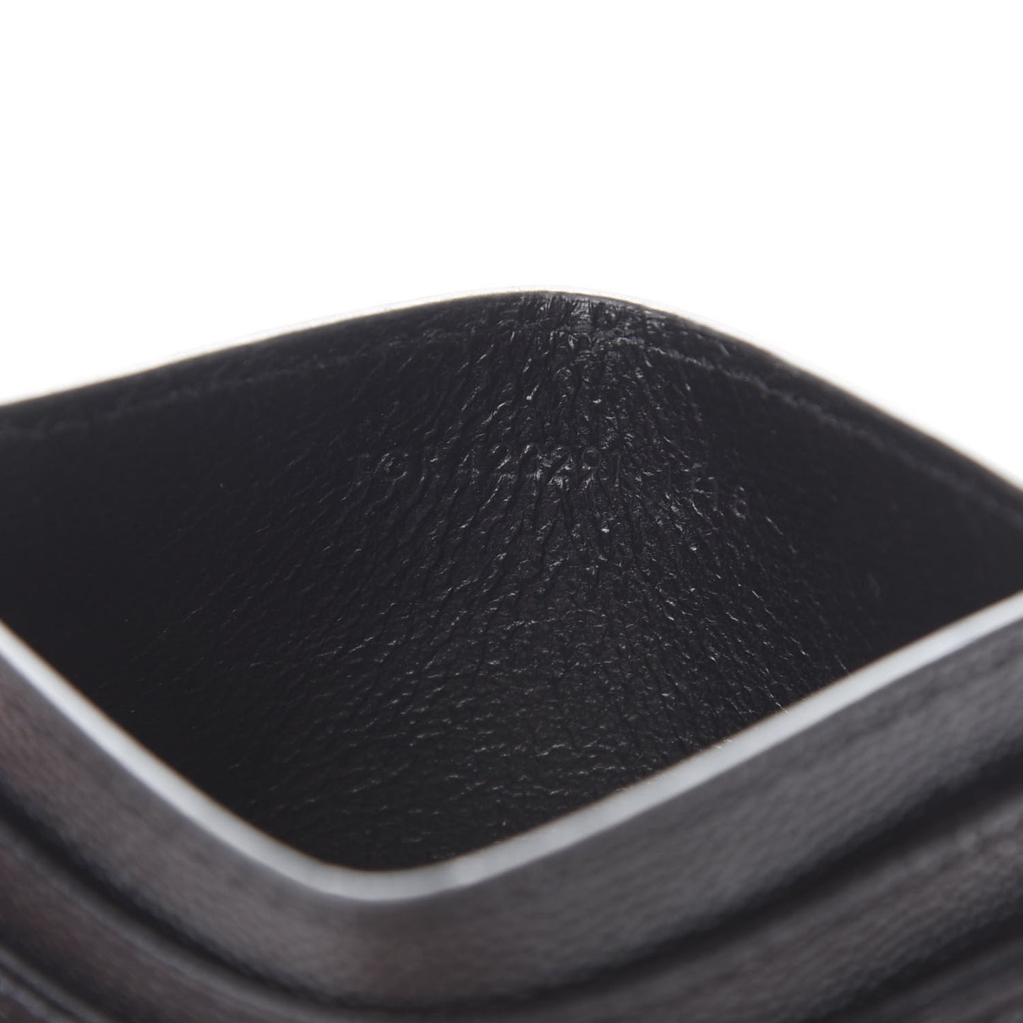 Grain De Poudre Matelasse Chevron Monogram Credit Card Case Black
