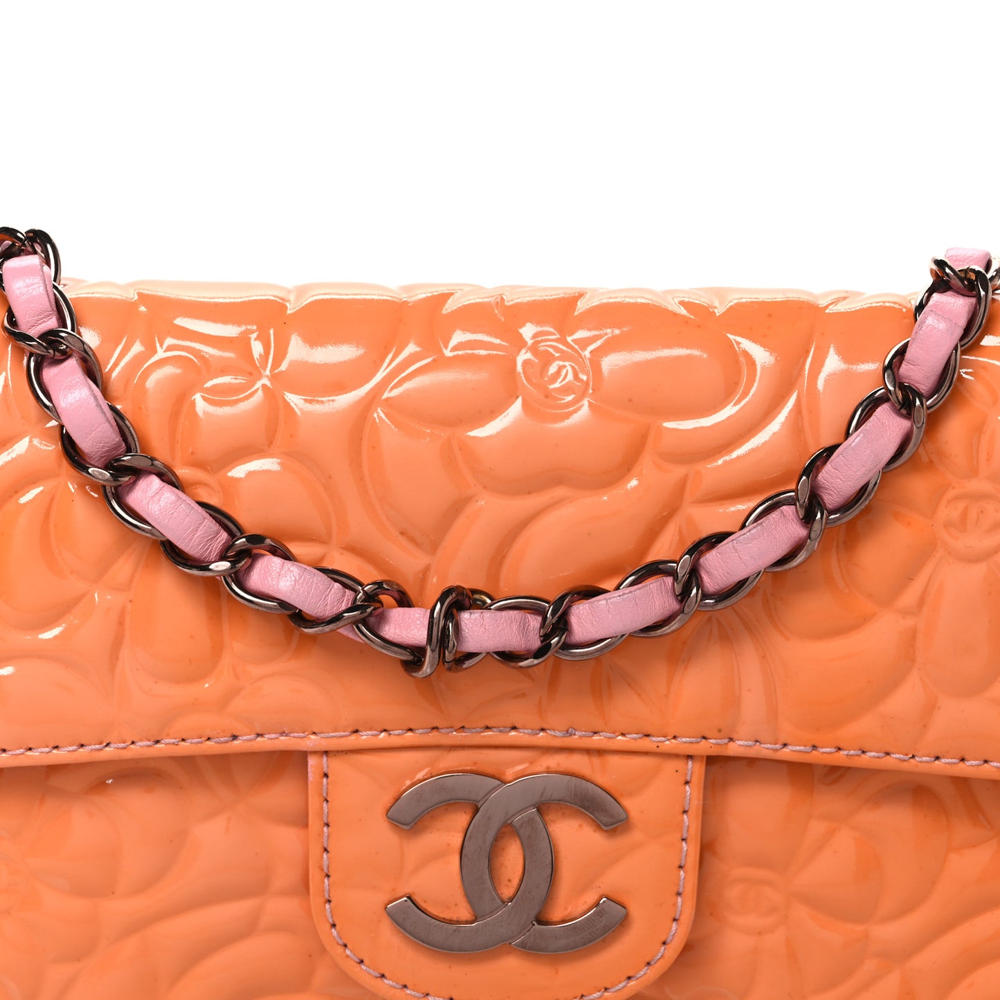 Patent Calfskin Camellia Embossed Flap Pink