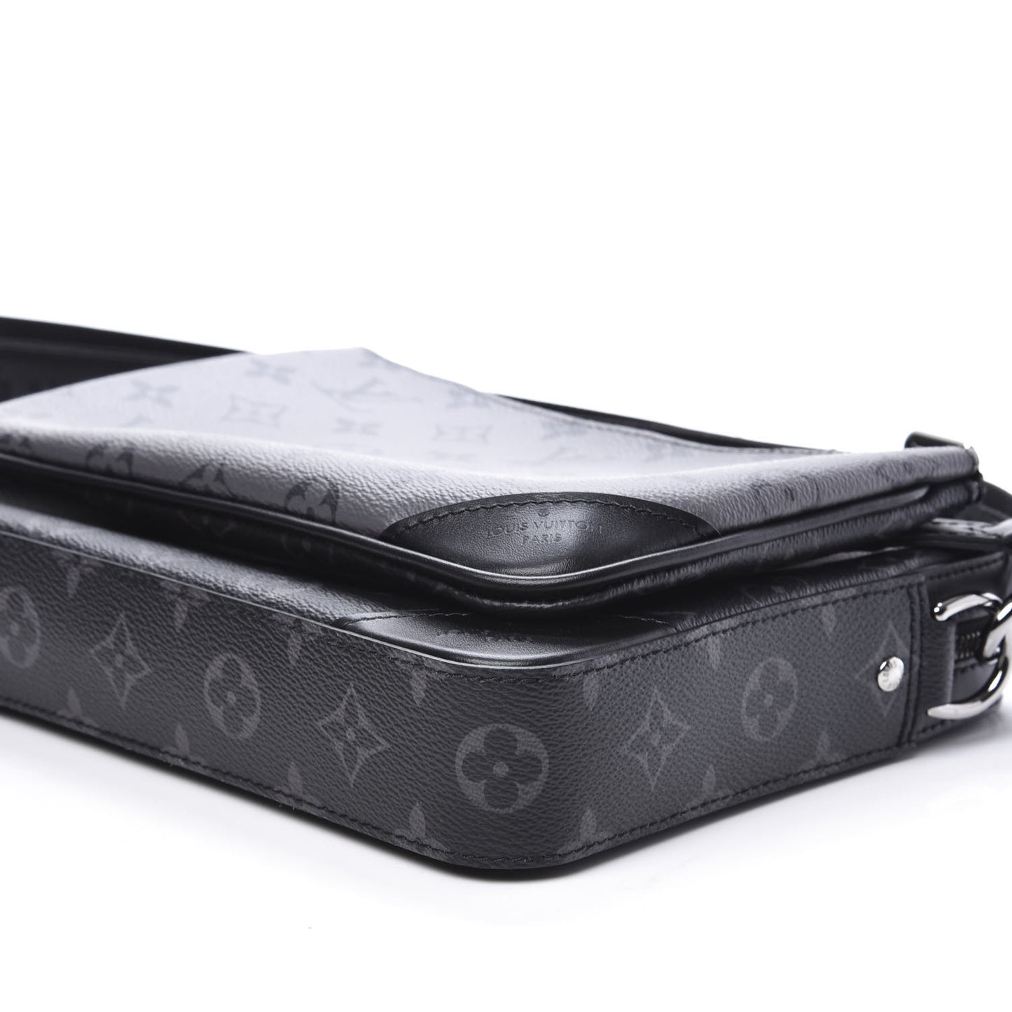 Reverse Monogram Eclipse Trio Messenger