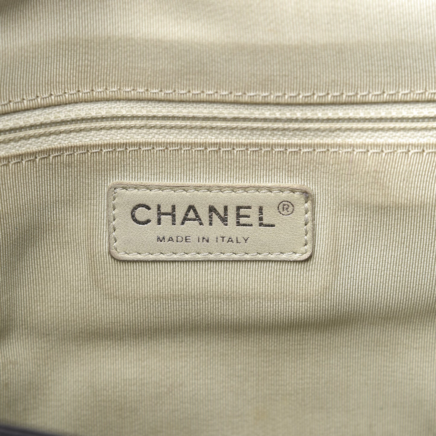 Washed Lambskin Quilted Large Chain Around Messenger Black