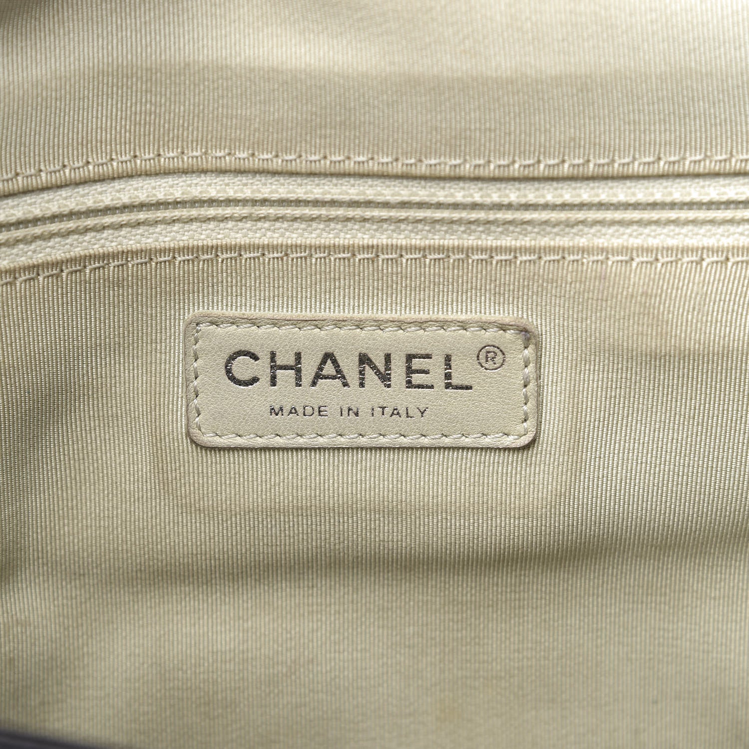 Chanel Washed Lambskin Quilted Large Chain Around Messenger Black 7 of 9