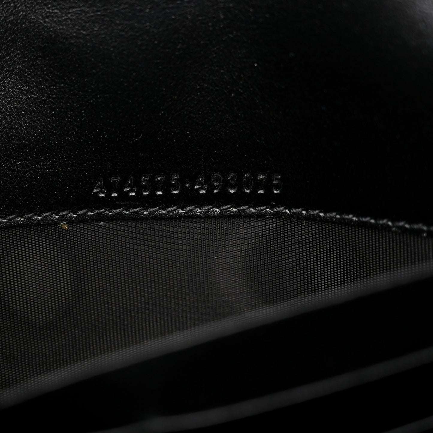 Calfskin Matelasse GG Marmont Chain Wallet Black