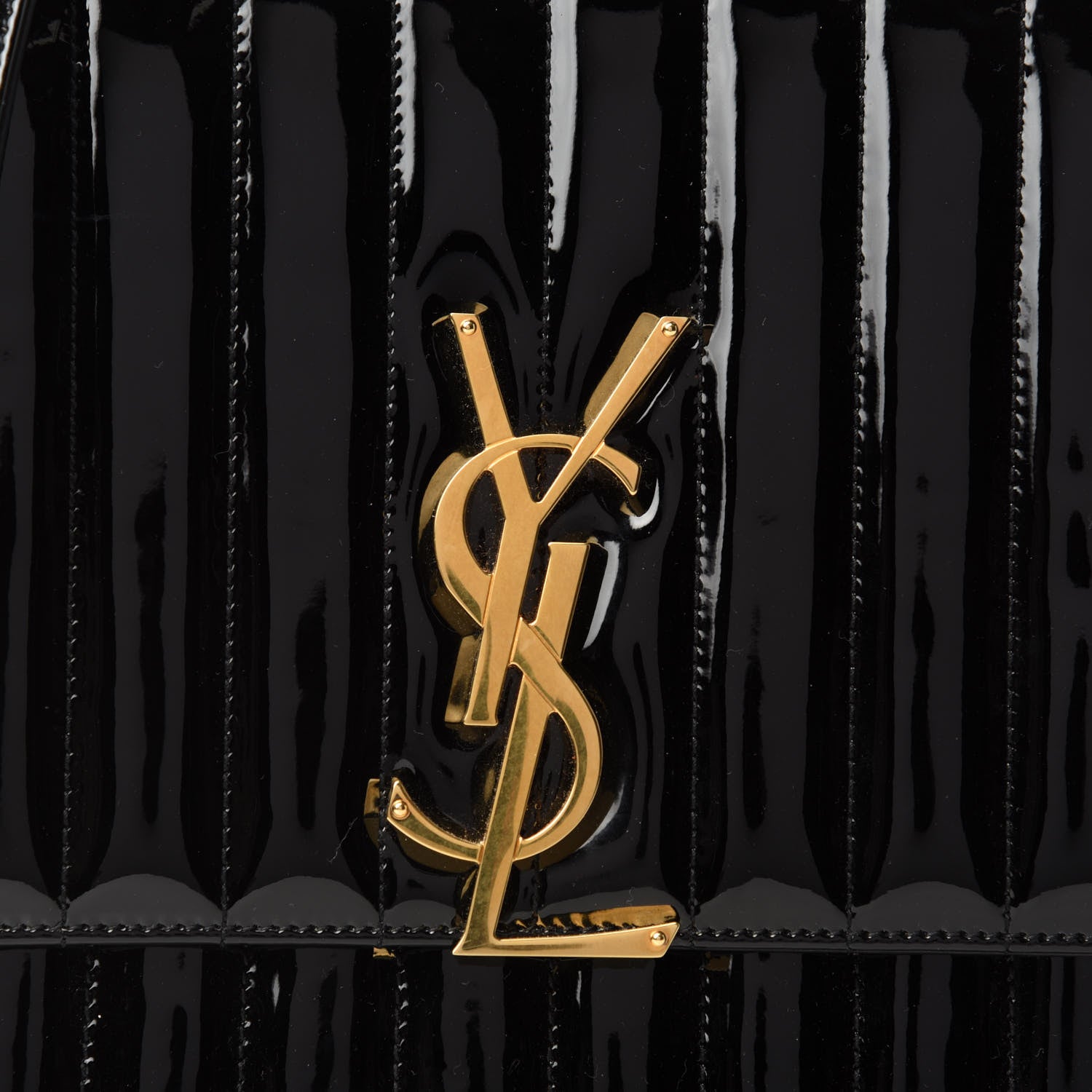 Saint Laurent Patent Matelasse Monogram Large Vicky Chain Bag Black 13 of 13