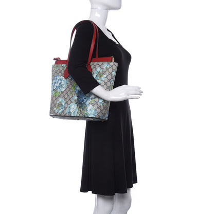 Gucci GG Supreme Monogram Blooms Medium Zippered Bucket Tote Beige Blue Navy Hibiscus Red 2 of 9