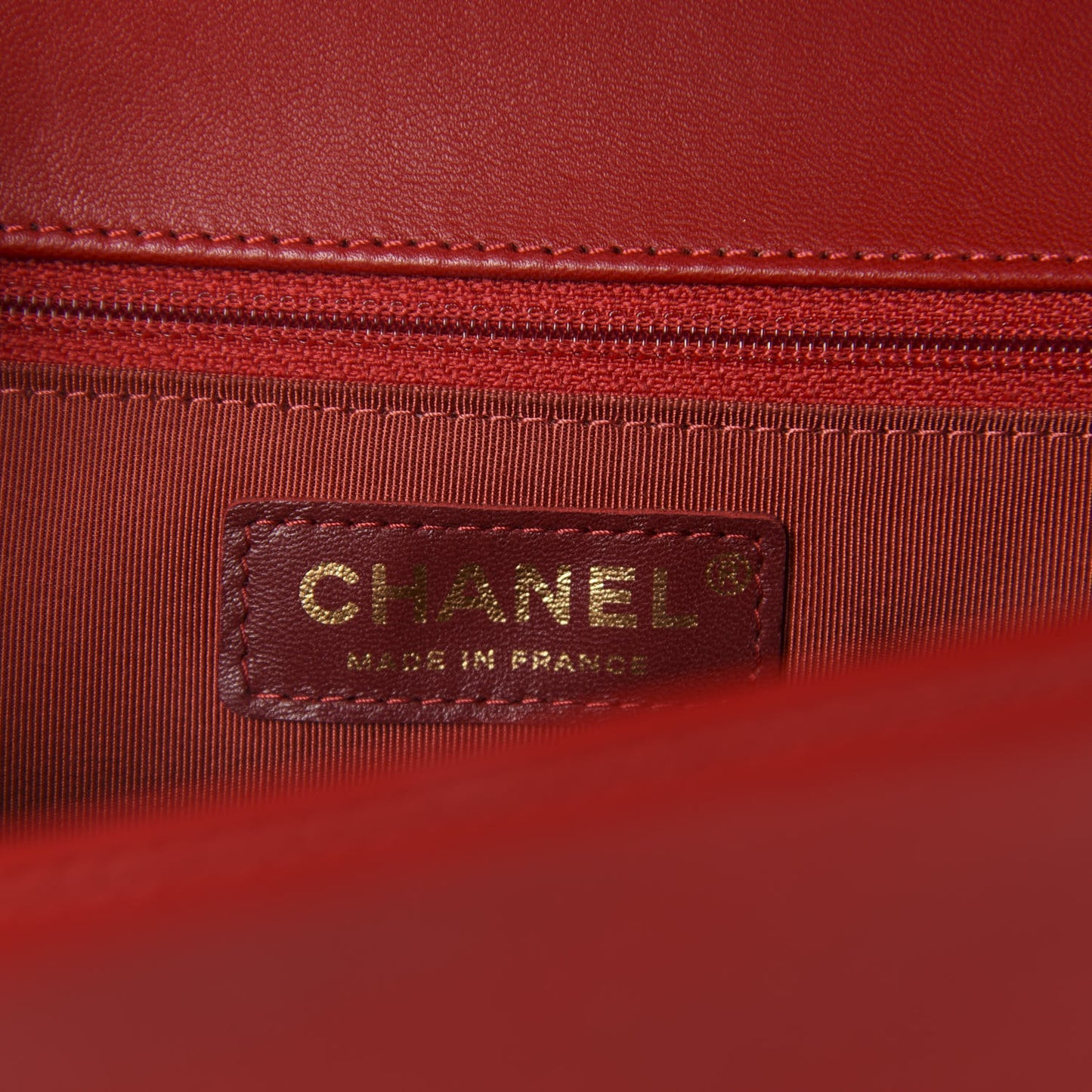 Lambskin Quilted New Medium Boy Flap Red