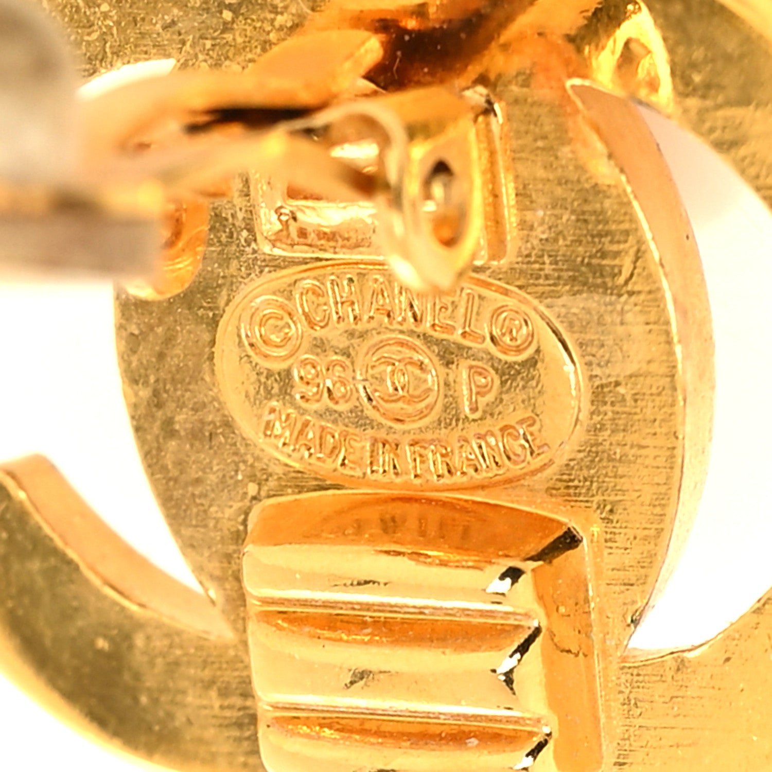 Chanel Metal CC Turnlock Clip On Earrings Gold 4 of 4