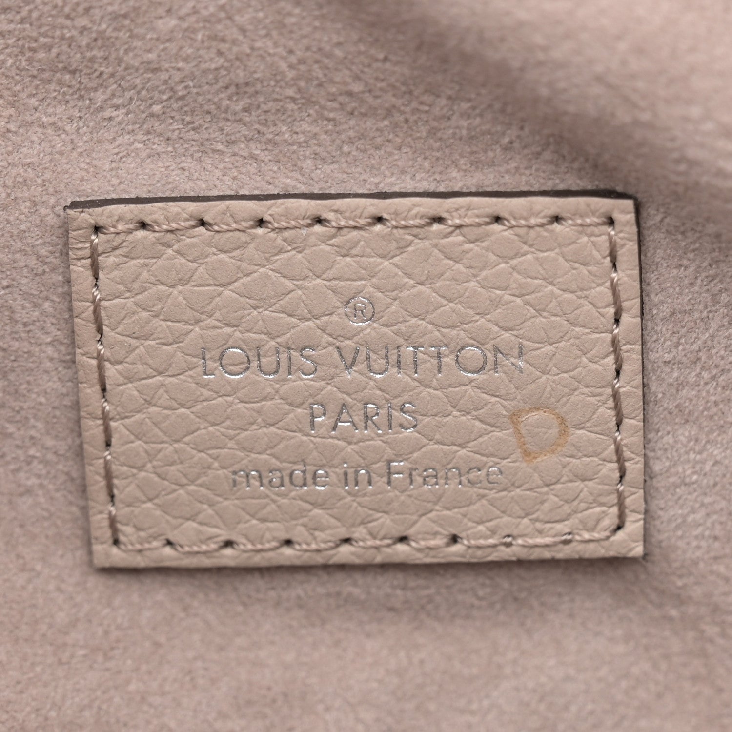 Louis Vuitton Mahina Why Knot MM Galet 6 of 9