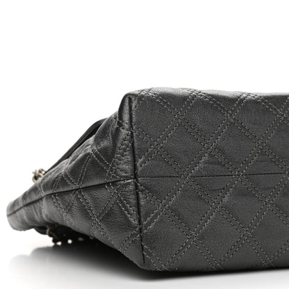 Marc Jacobs Lacquered Lambskin Baroque The XL Single Flap Pearl Anthracite 9 of 16