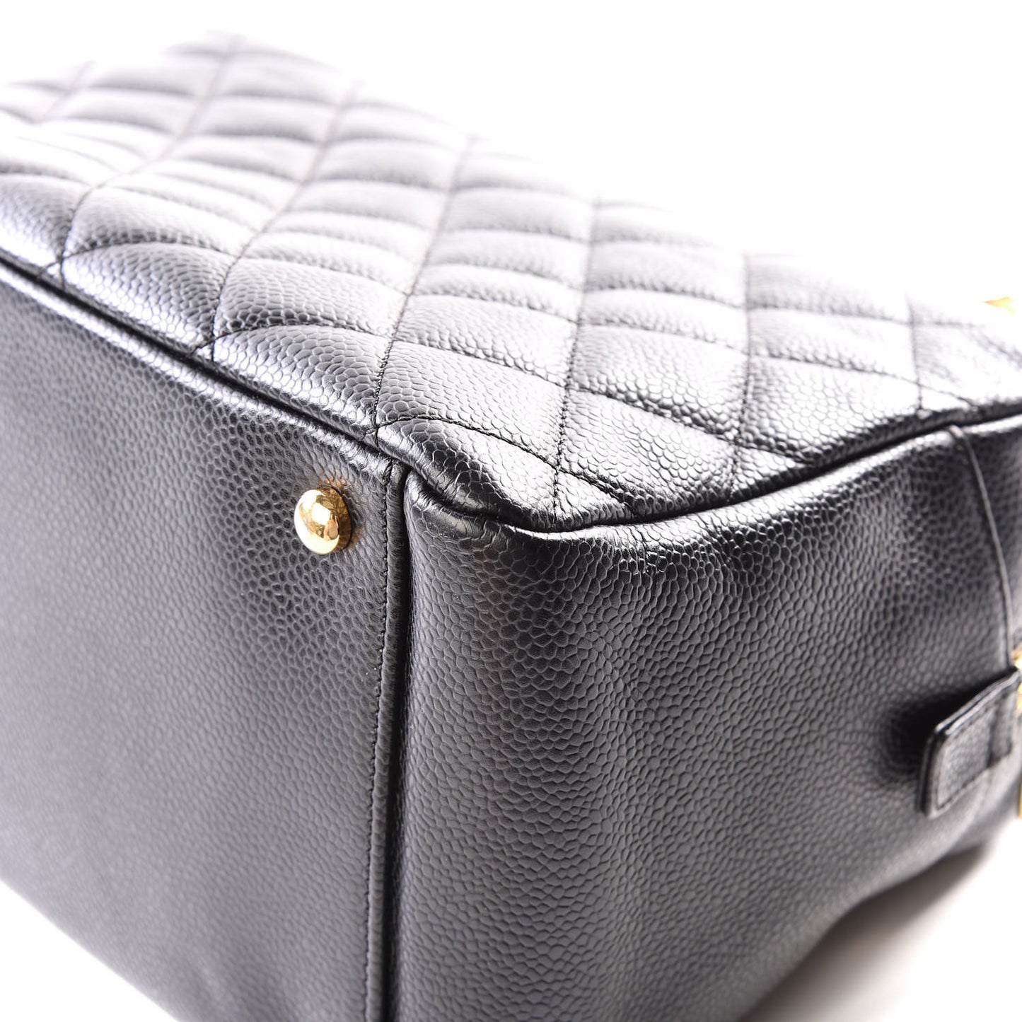 Caviar Quilted Petit Timeless Tote PTT Black