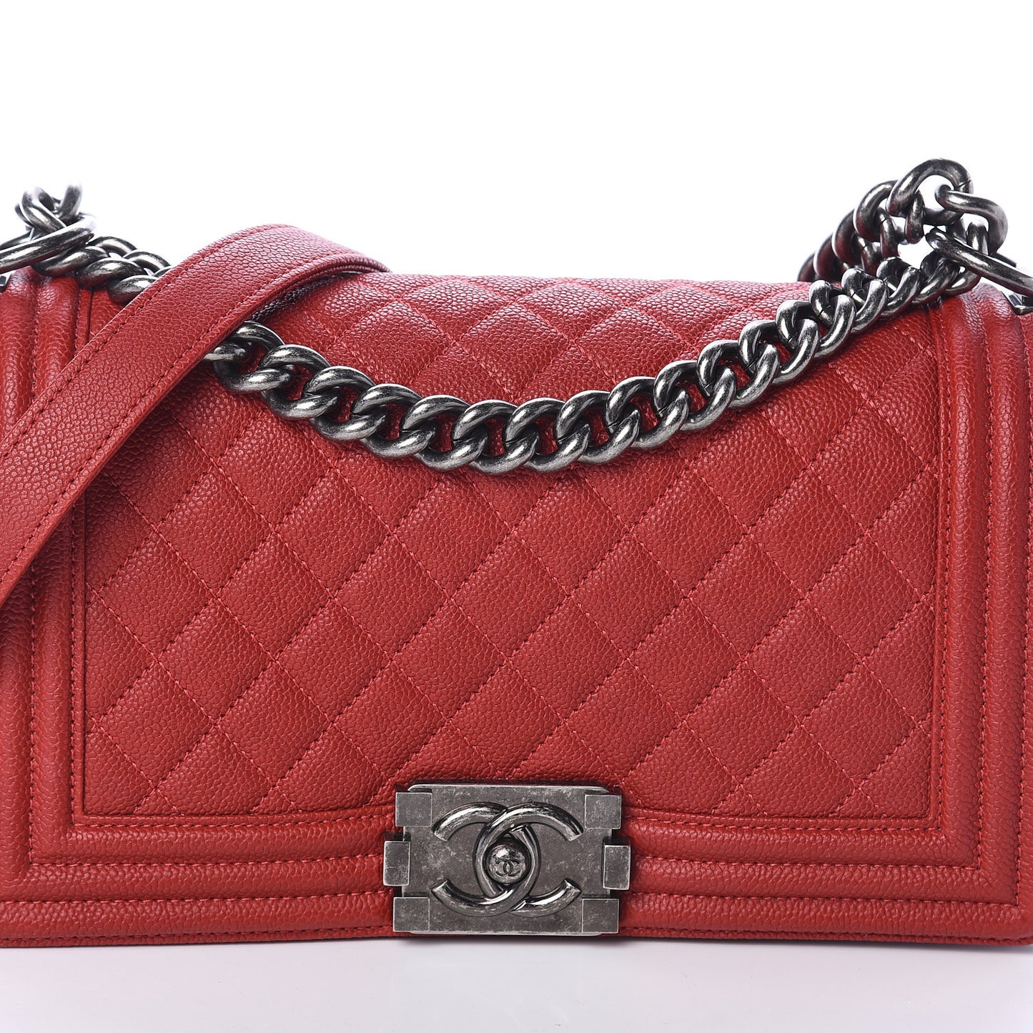 Caviar Quilted Medium Boy Flap Red