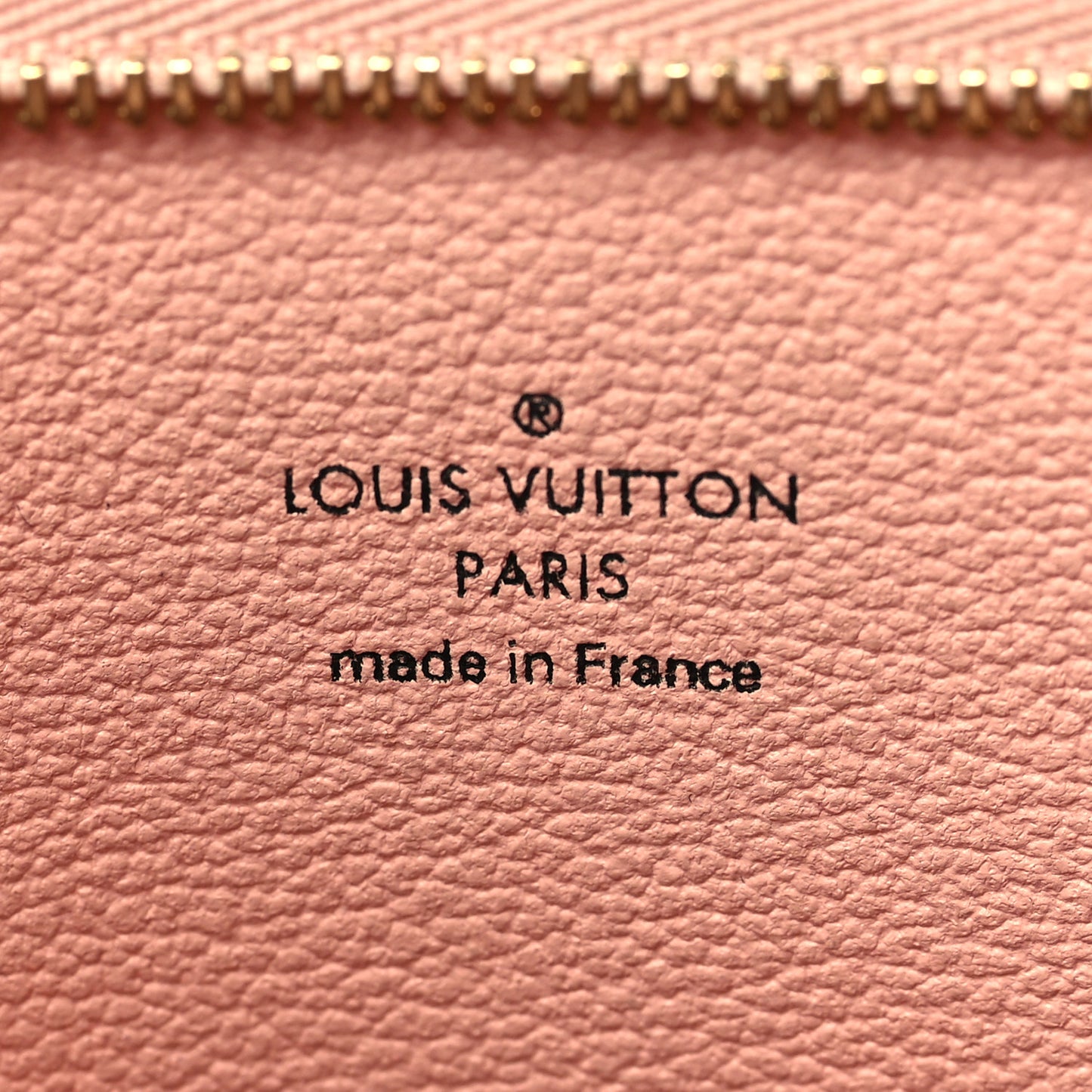 Monogram Giant Toiletry Pouch 26 Rouge