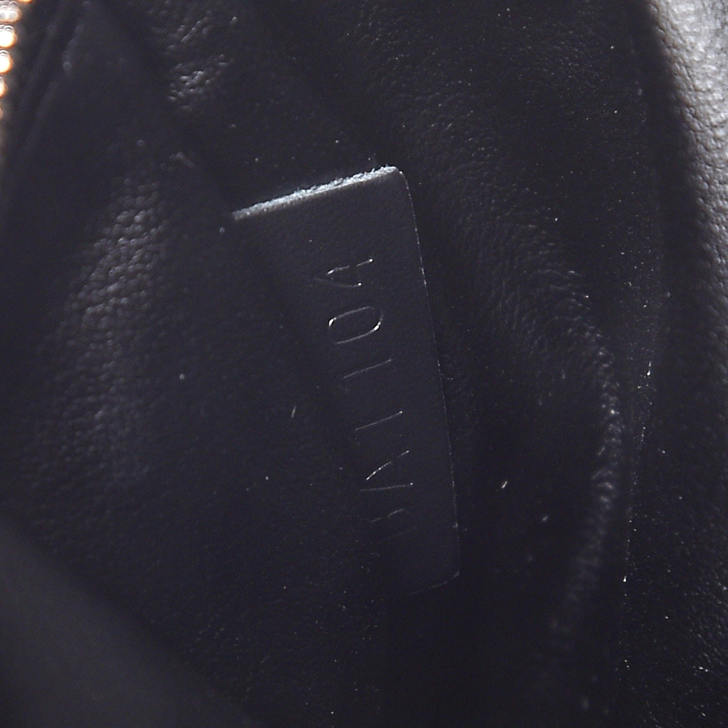Louis Vuitton Damier Graphite Toiletry Pouch 11 of 16