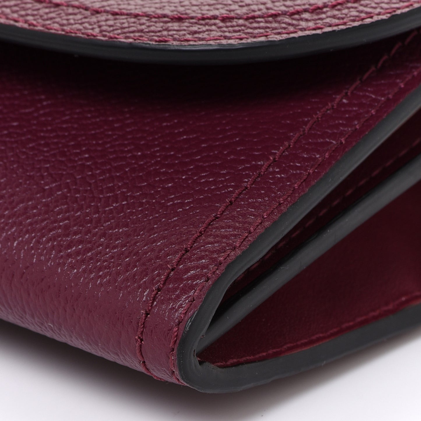Grainy Calfskin Henley Wallet On Chain Burgundy