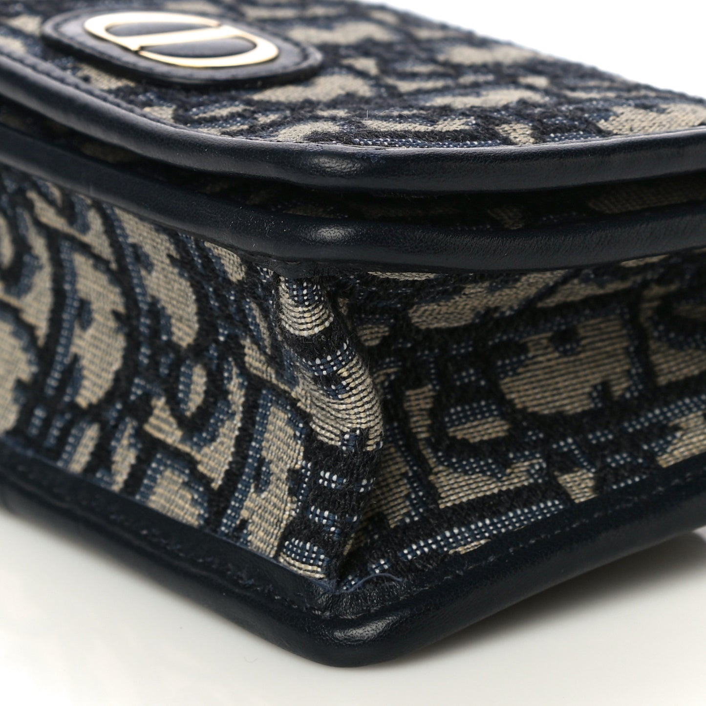 Oblique Nano 30 Montaigne Pouch Blue