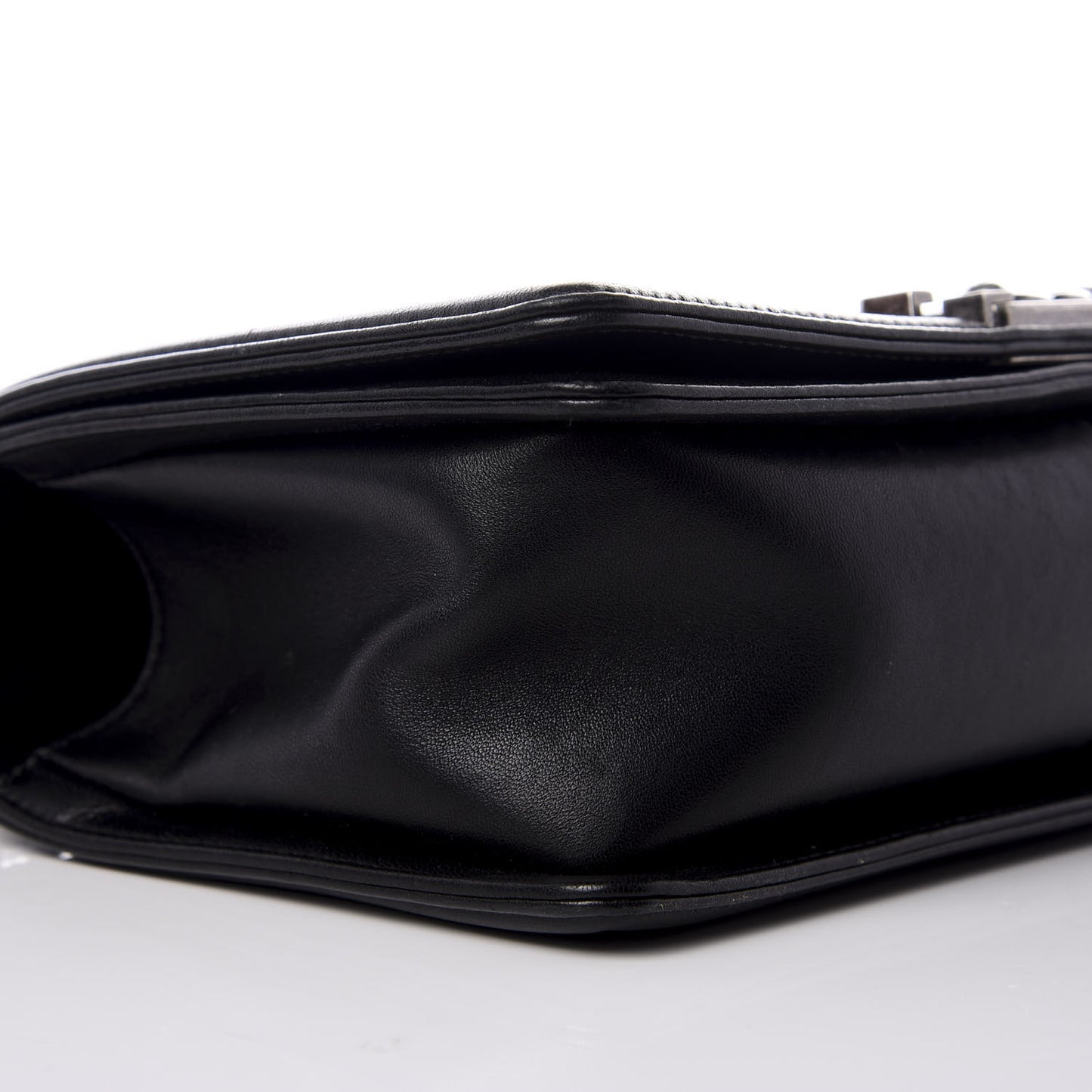 Lambskin Quilted Medium Boy Flap Black