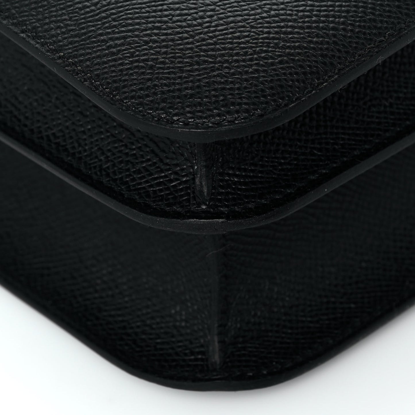 Epsom Constance 24 Black