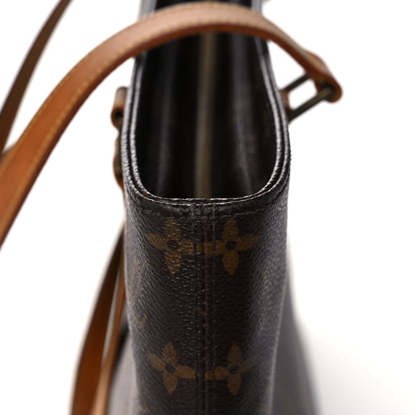 Monogram Luco