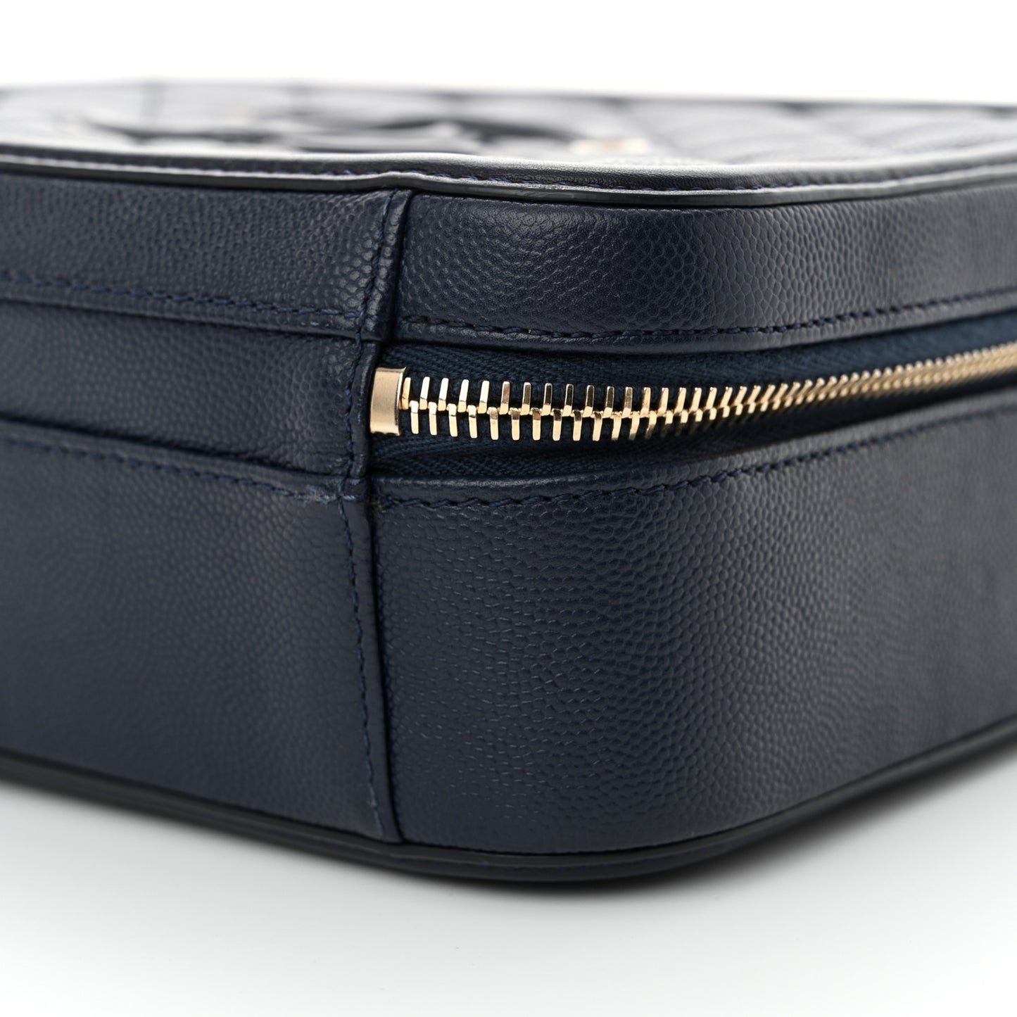 Caviar Quilted Medium CC Filigree Vanity Case Navy