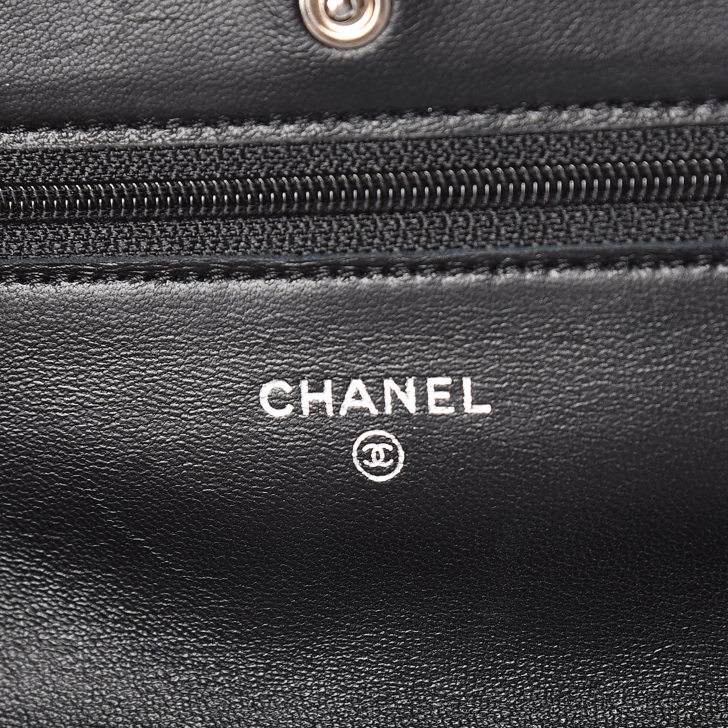 Lambskin Quilted Wallet On Chain WOC Black