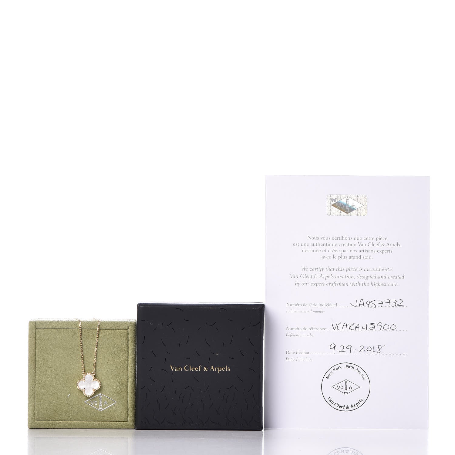 Van Cleef & Arpels 18K Yellow Gold Mother of Pearl Vintage Alhambra Pendant Necklace 8 of 8