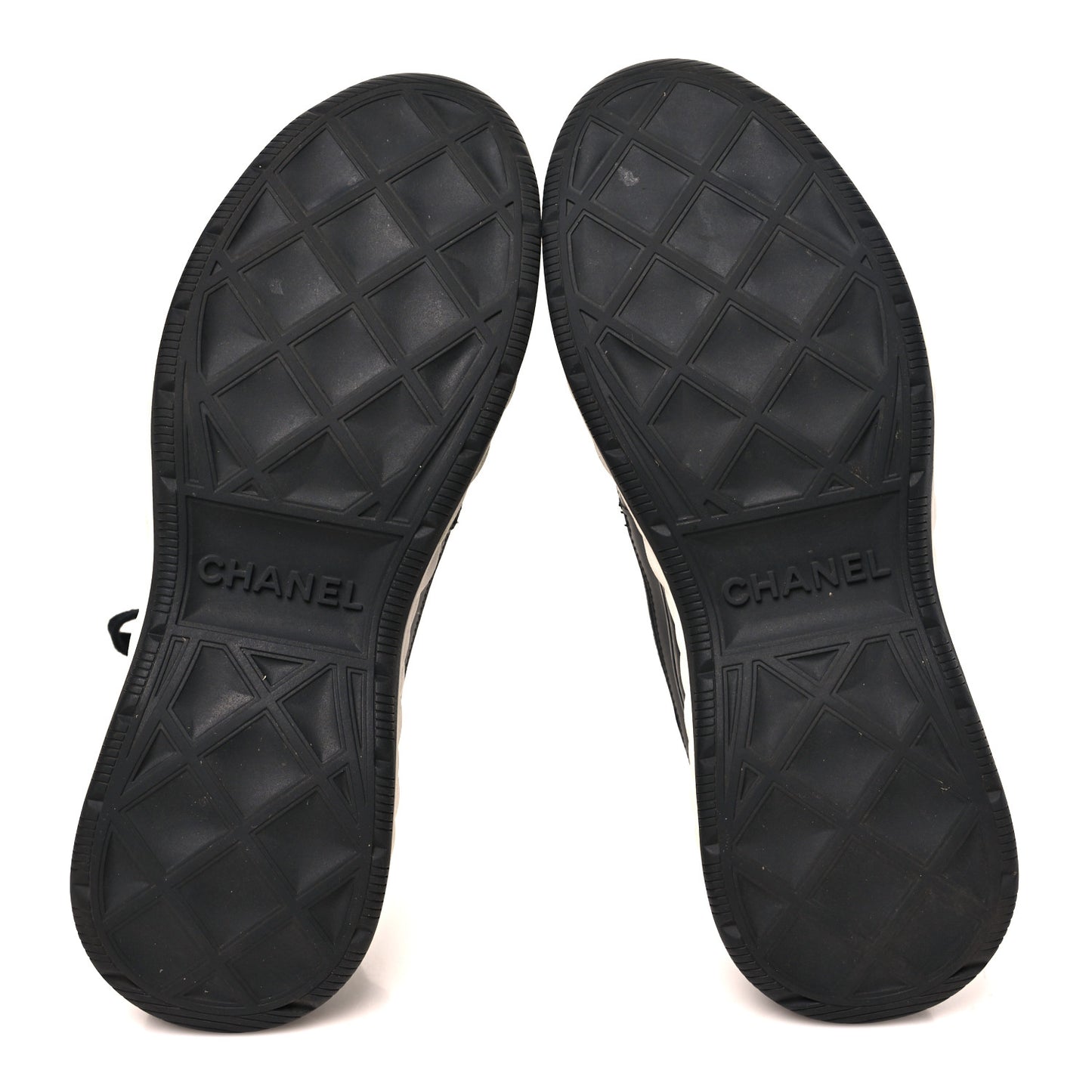 Velvet Calfskin Mixed Fibers CC Sneakers 40 Black