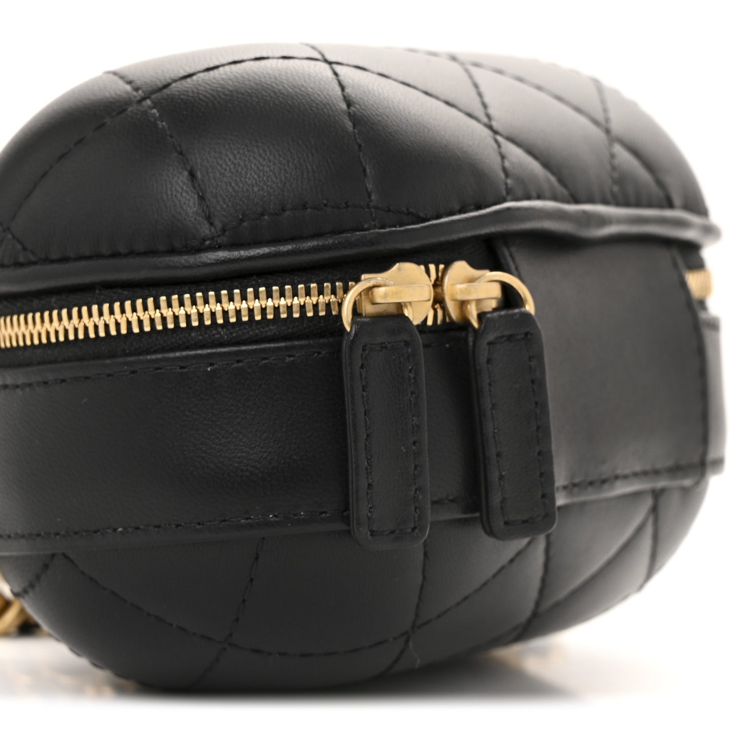 Lambskin Quilted CC Bubble Vanity Case With Chain Black