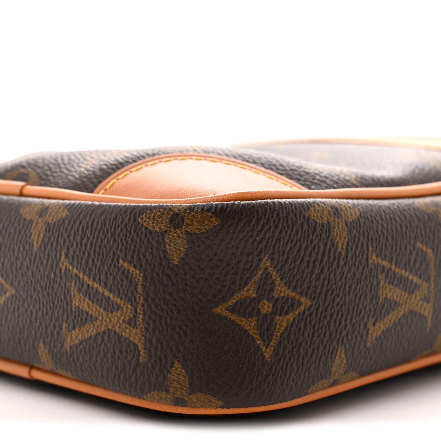 Louis Vuitton Monogram Danube NM 16 of 17