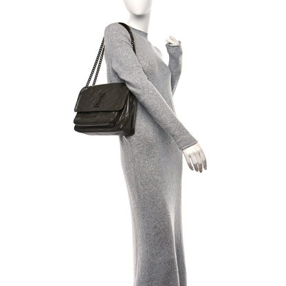 Saint Laurent Crinkled Calfskin Matelasse Monogram Medium Niki Chain Satchel Light Musk 2 of 10