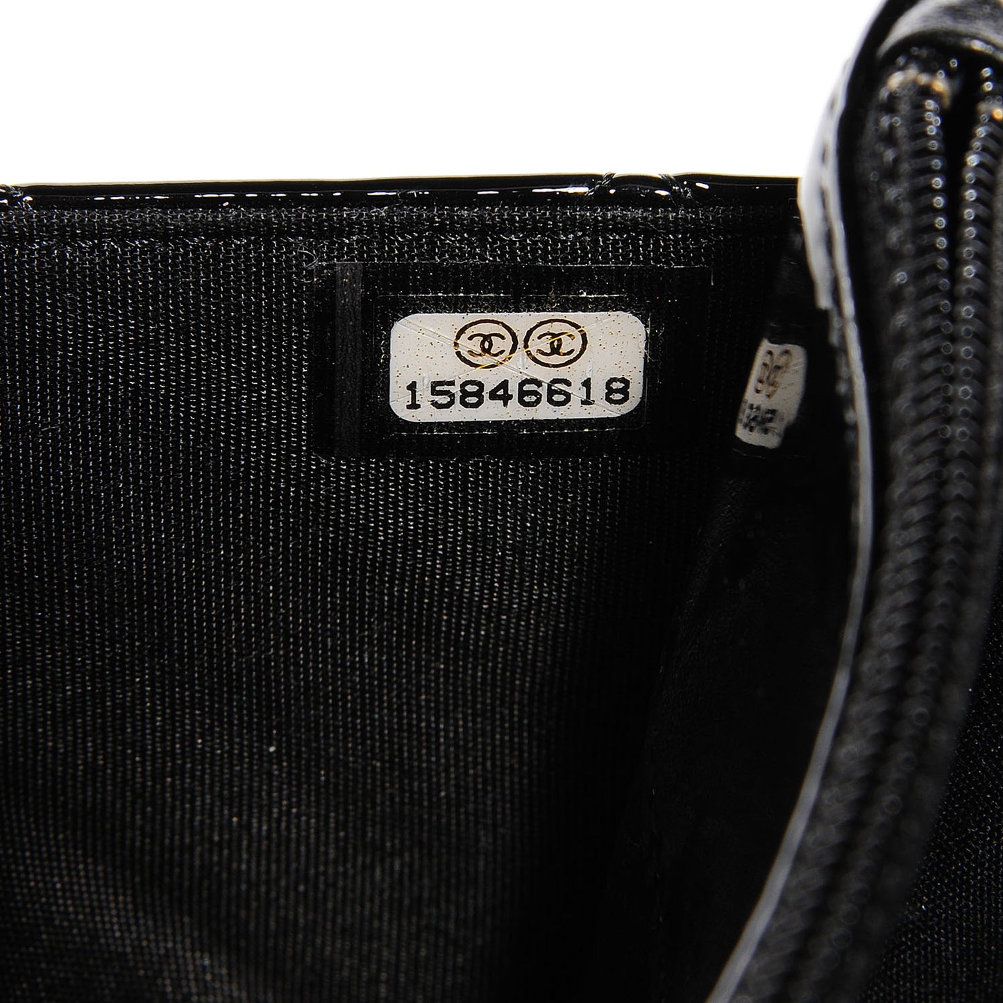 Patent Quilted Brilliant Wallet On Chain WOC Black