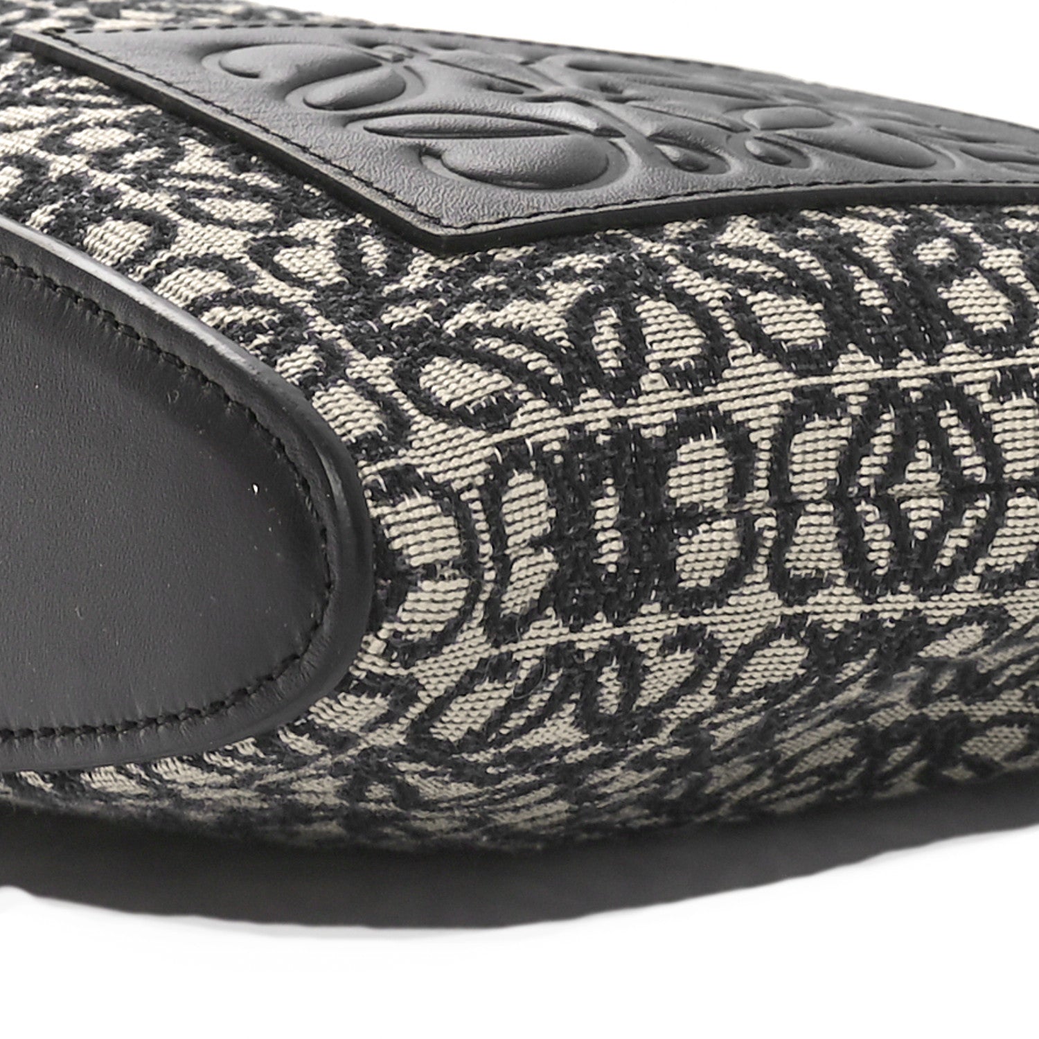 Loewe Jacquard Anagram Calfskin Pouch Blue Beige 10 of 10