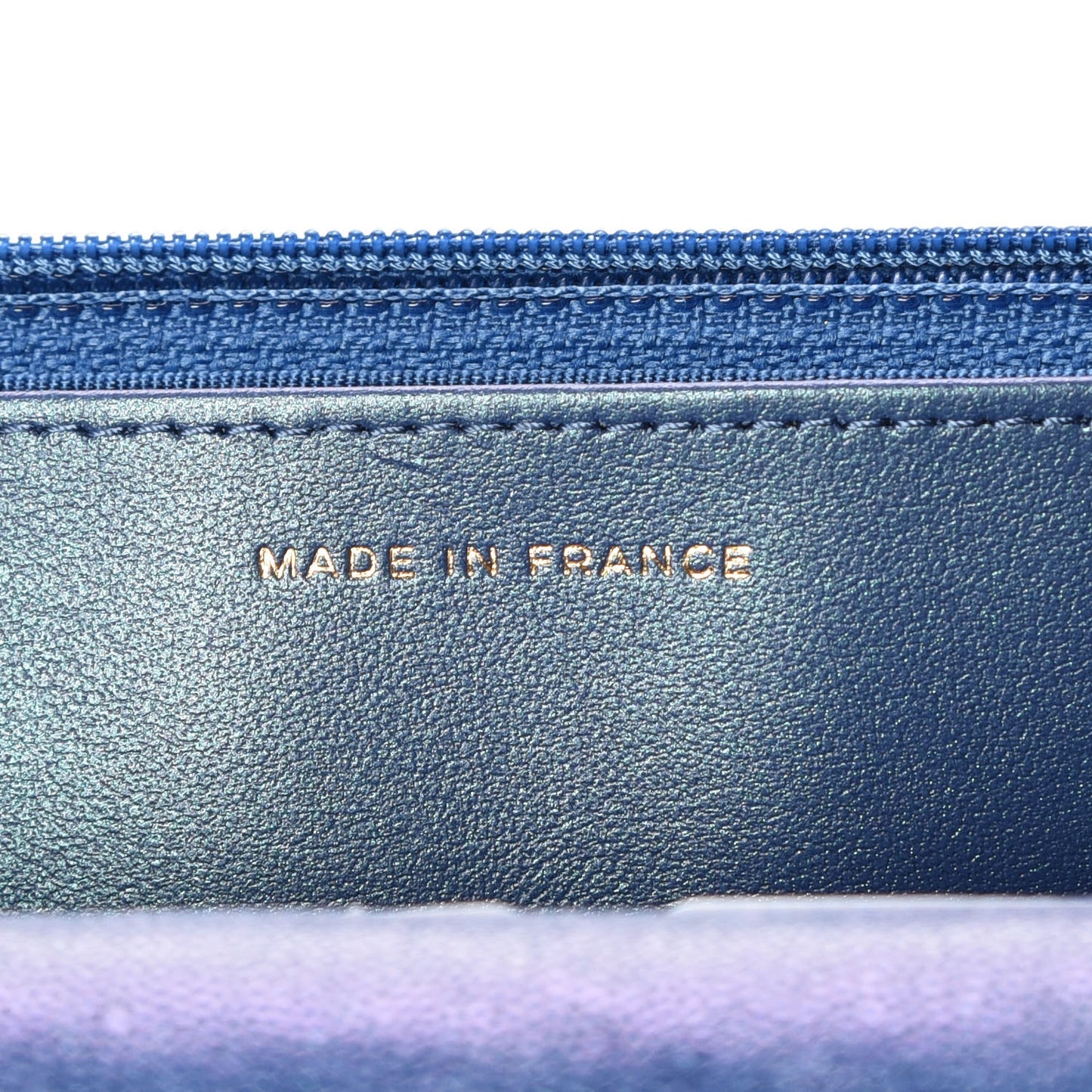 Iridescent Caviar Quilted Wallet On Chain WOC Dark Blue