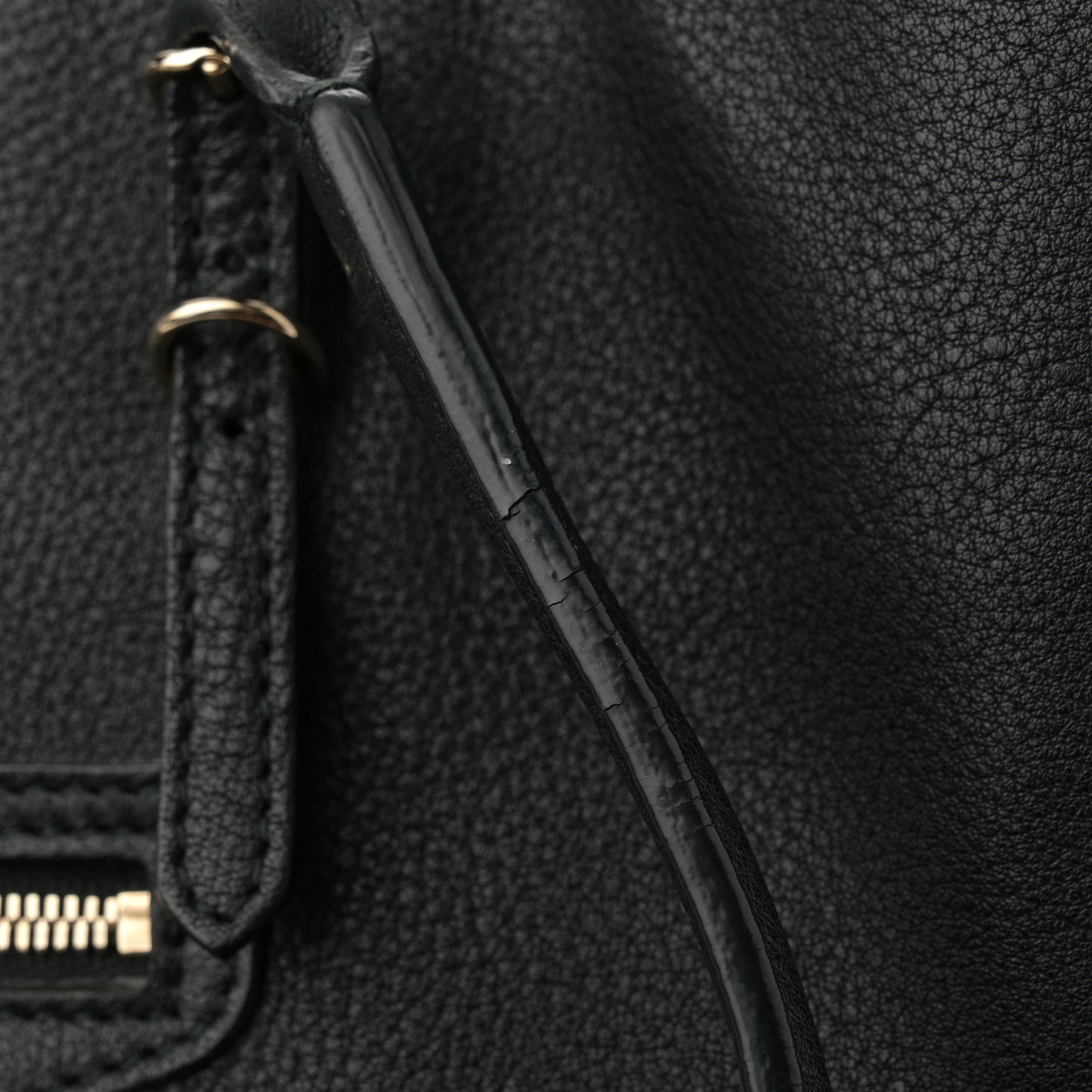 Grained Calfskin Silver Metallic Edge Hardware Papier A4 Tote Black