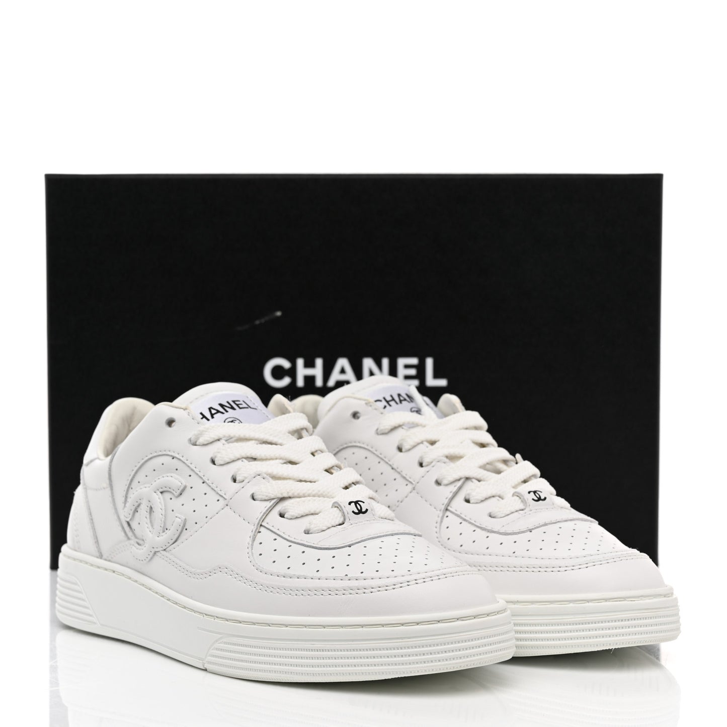 Calfskin Womens Logo Sneakers 36 White