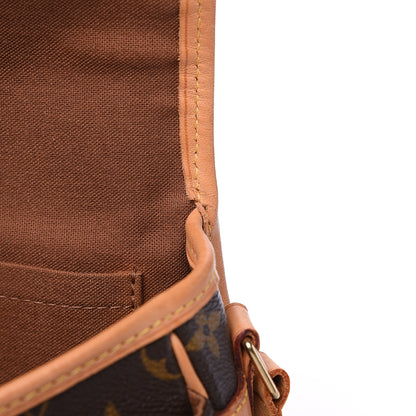 Louis Vuitton Monogram Sologne 13 of 16