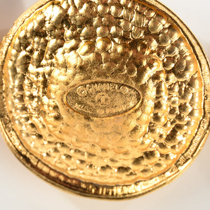 Chanel Medallion Bracelet Gold 5 of 5