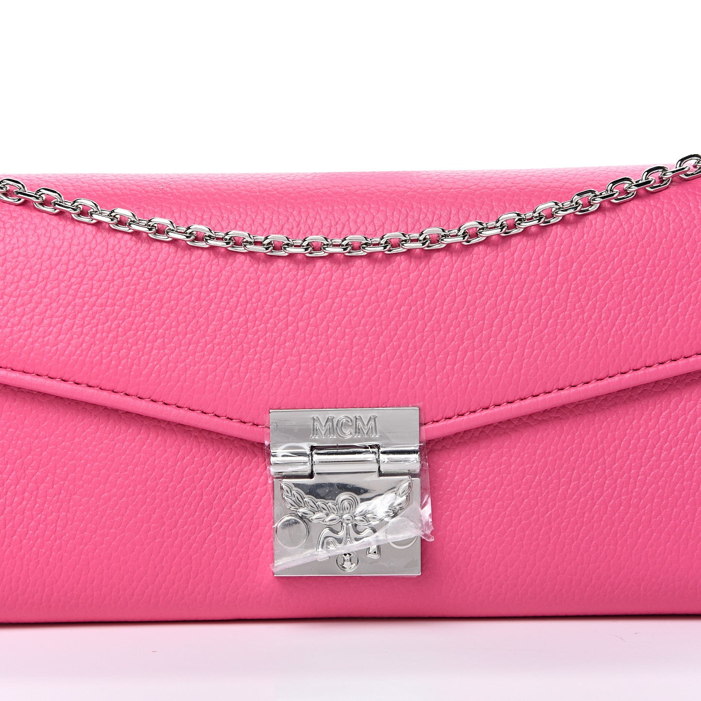Calfskin Large Patricia Wallet On Chain Pink