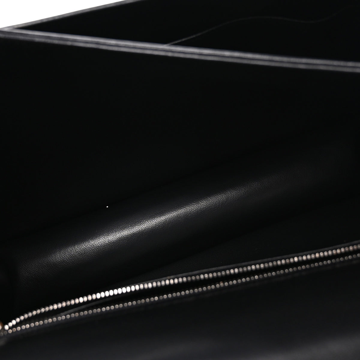 Matte Alligator Lizard Constance 24 Black Ombre
