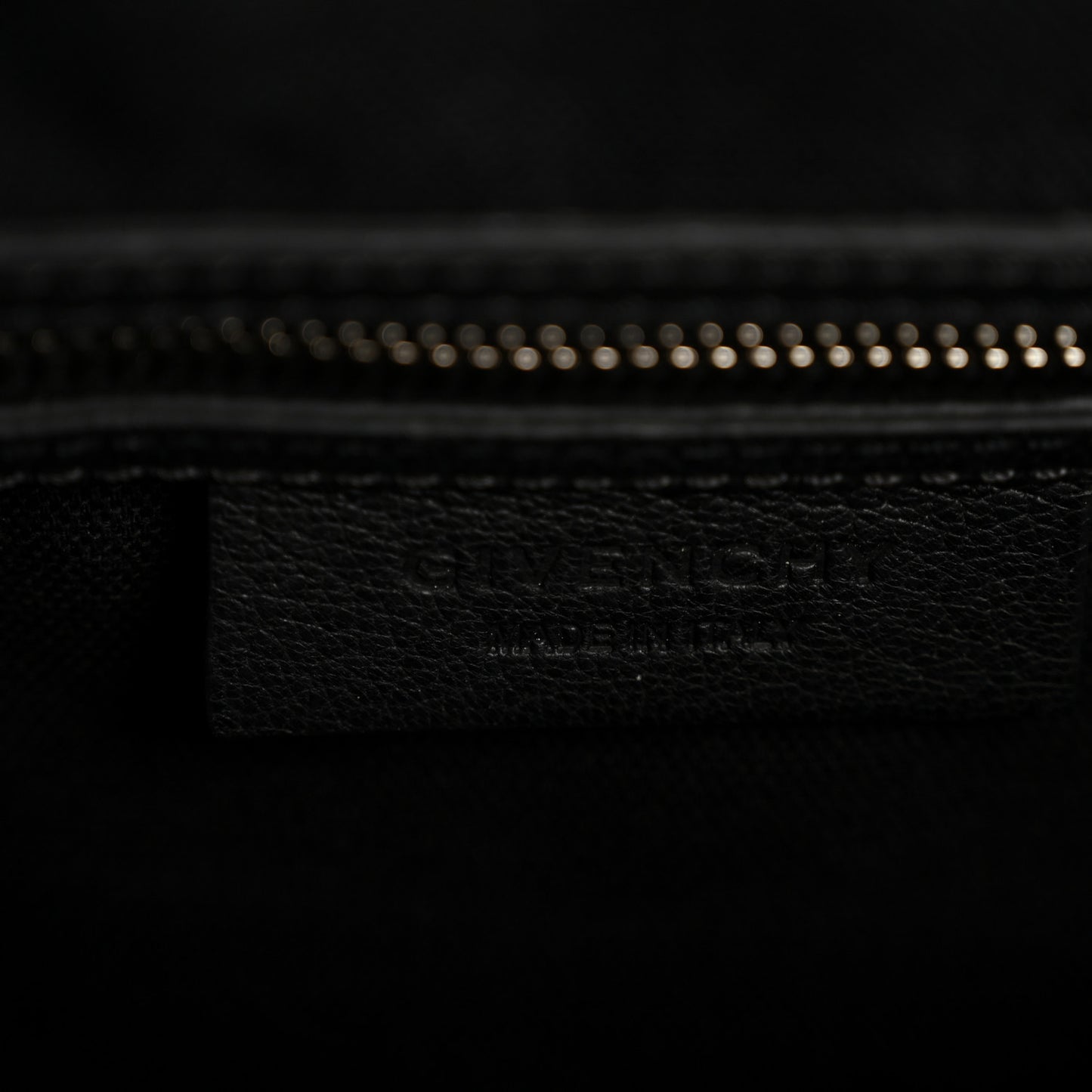 Sugar Goatskin Small Antigona Black