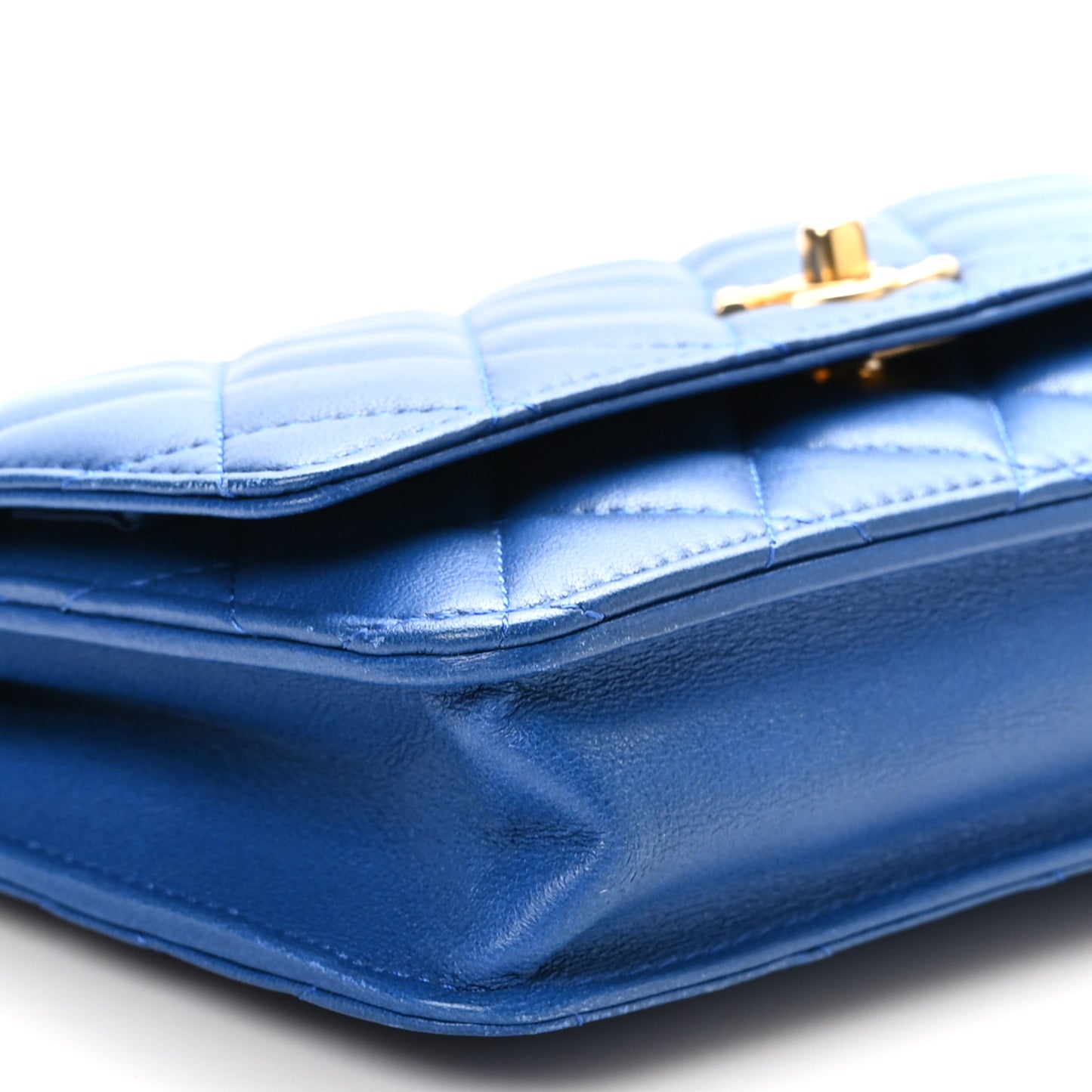Lambskin Quilted CC Pearl Crush Wallet on Chain WOC Blue