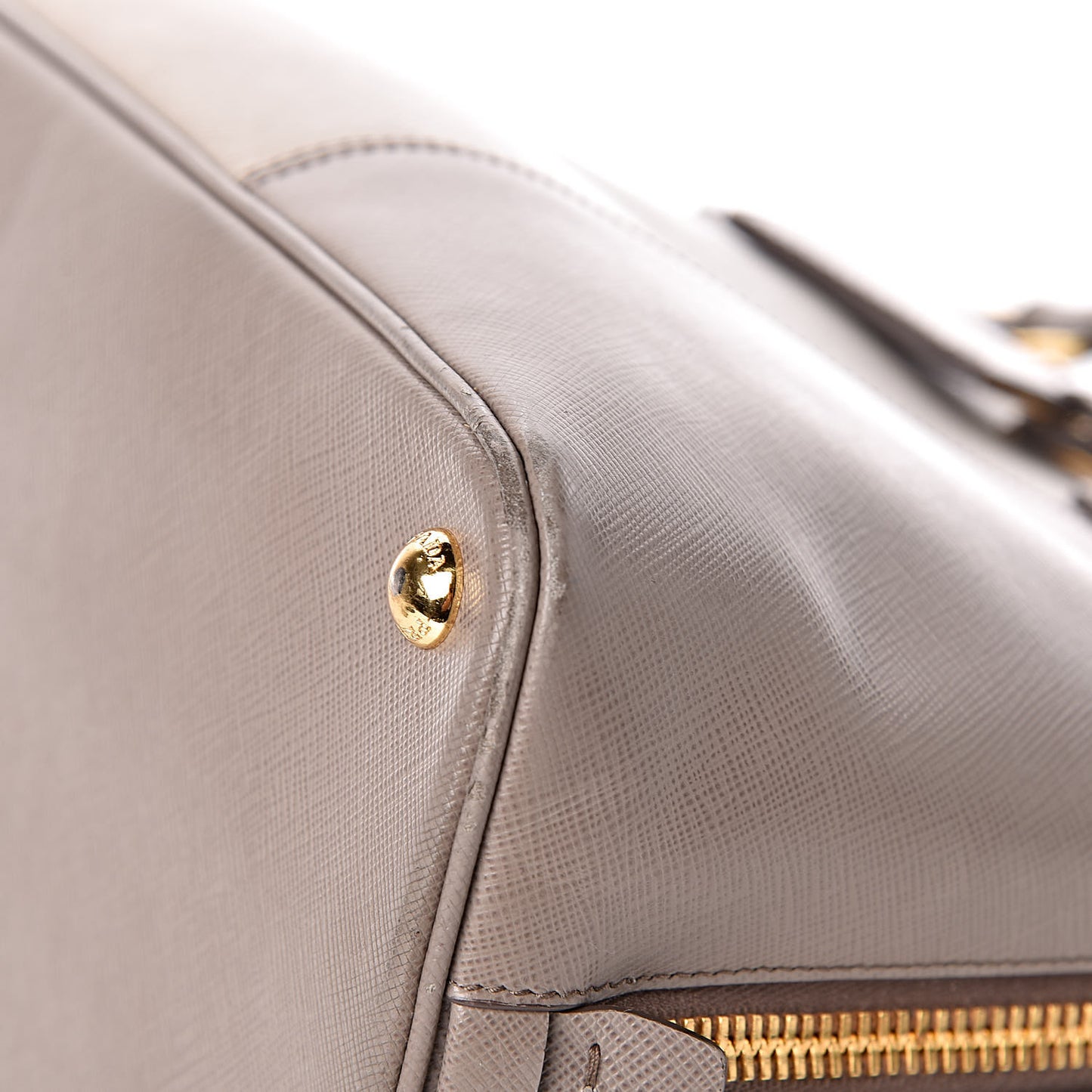 Saffiano Lux Bi-Color Promenade Tote Argilla Pomice