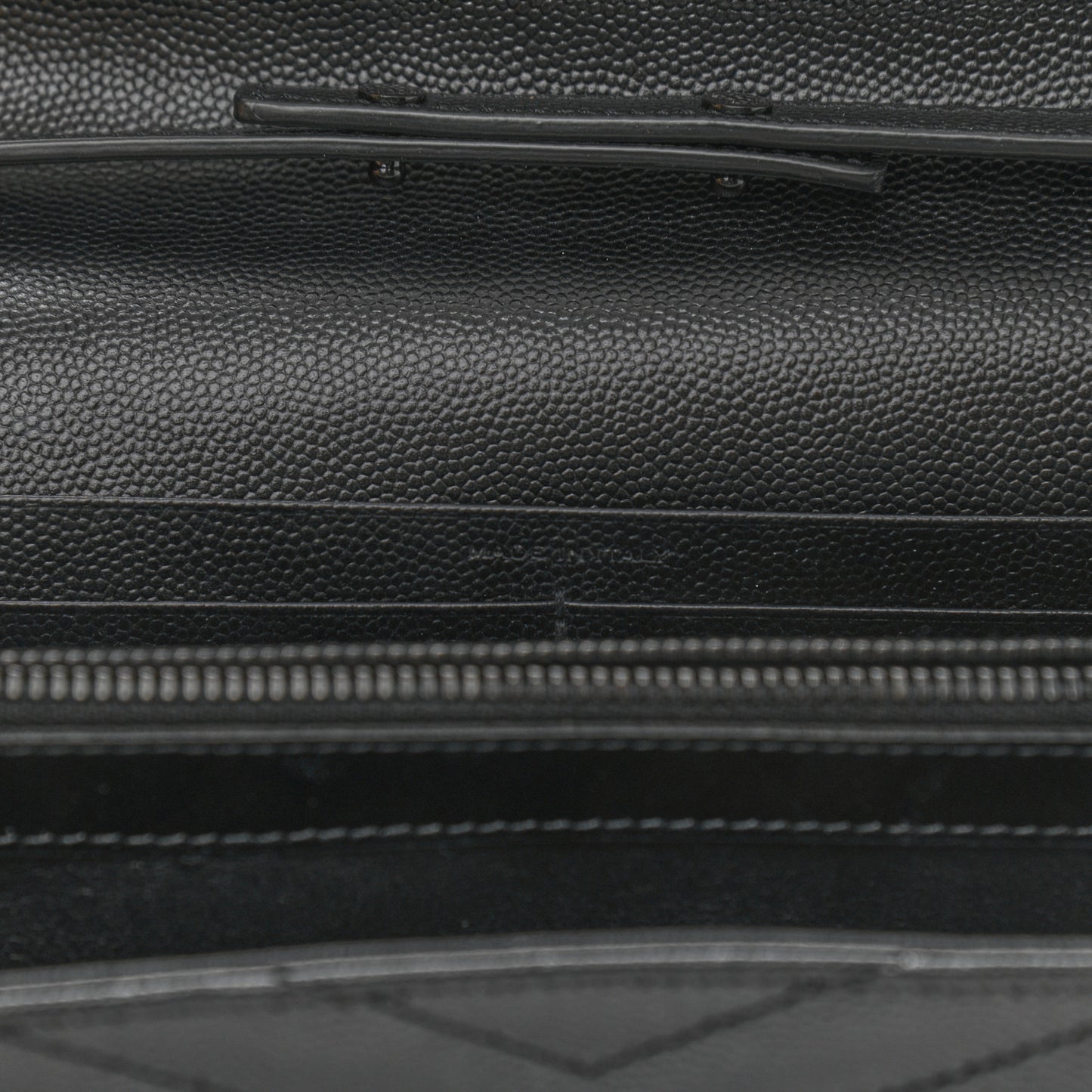 Grain De Poudre Matelasse Chevron Monogram Chain Wallet Black