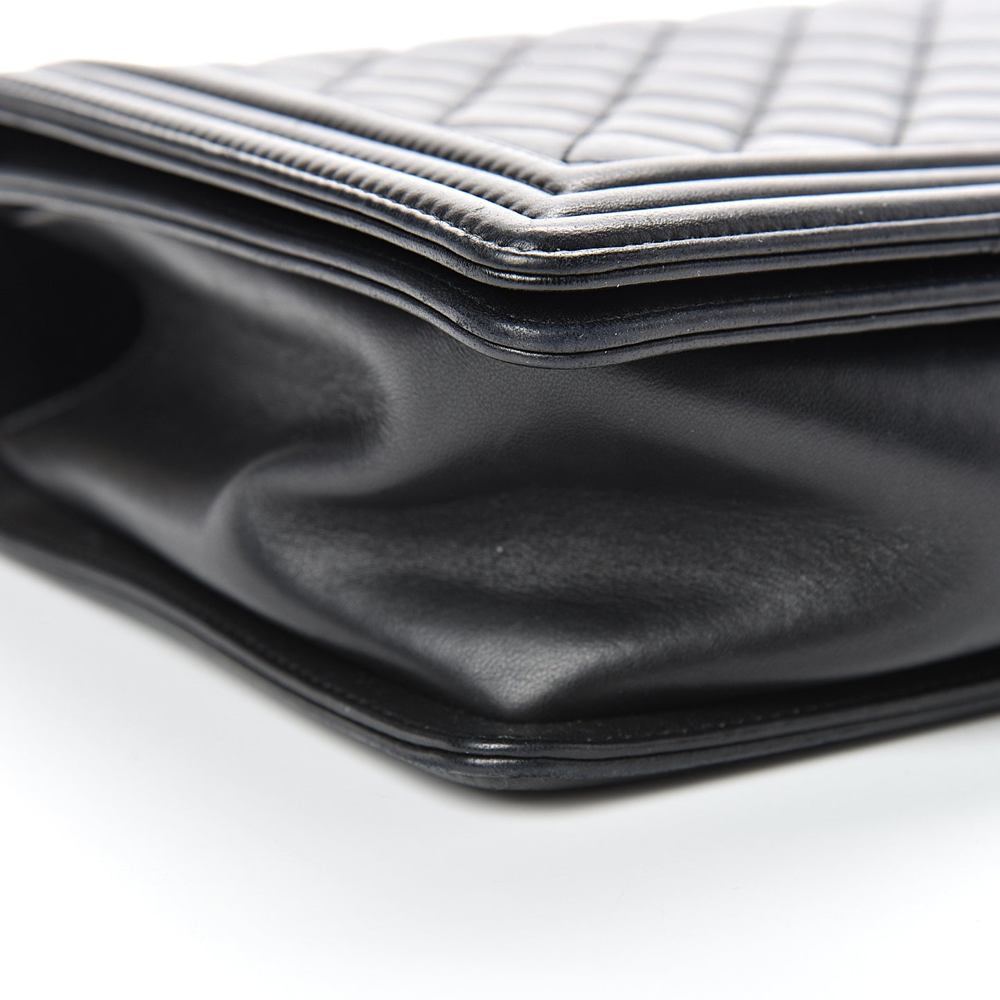 Lambskin Quilted New Medium Boy Flap Black