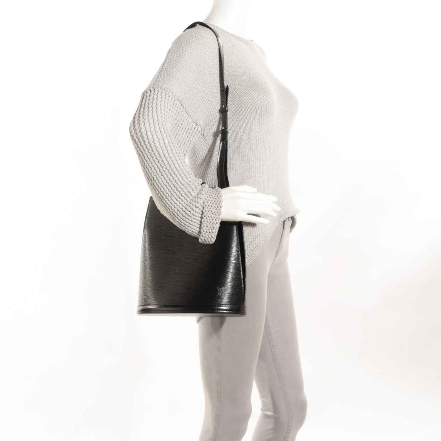 Louis Vuitton Epi Cluny Black 2 of 8