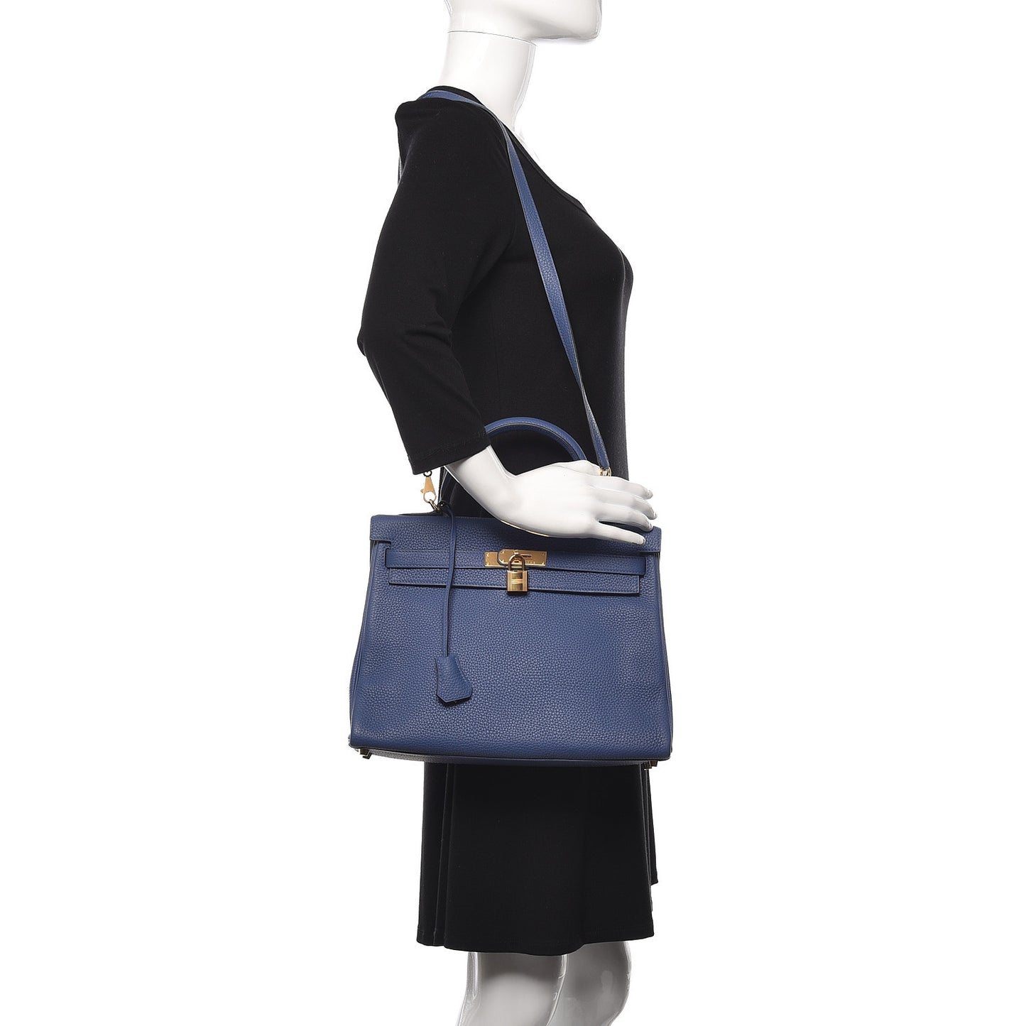 Taurillon Clemence Kelly Retourne 32 Bleu Brighton