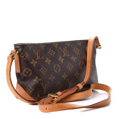 Louis Vuitton Monogram Trotteur 2 of 4