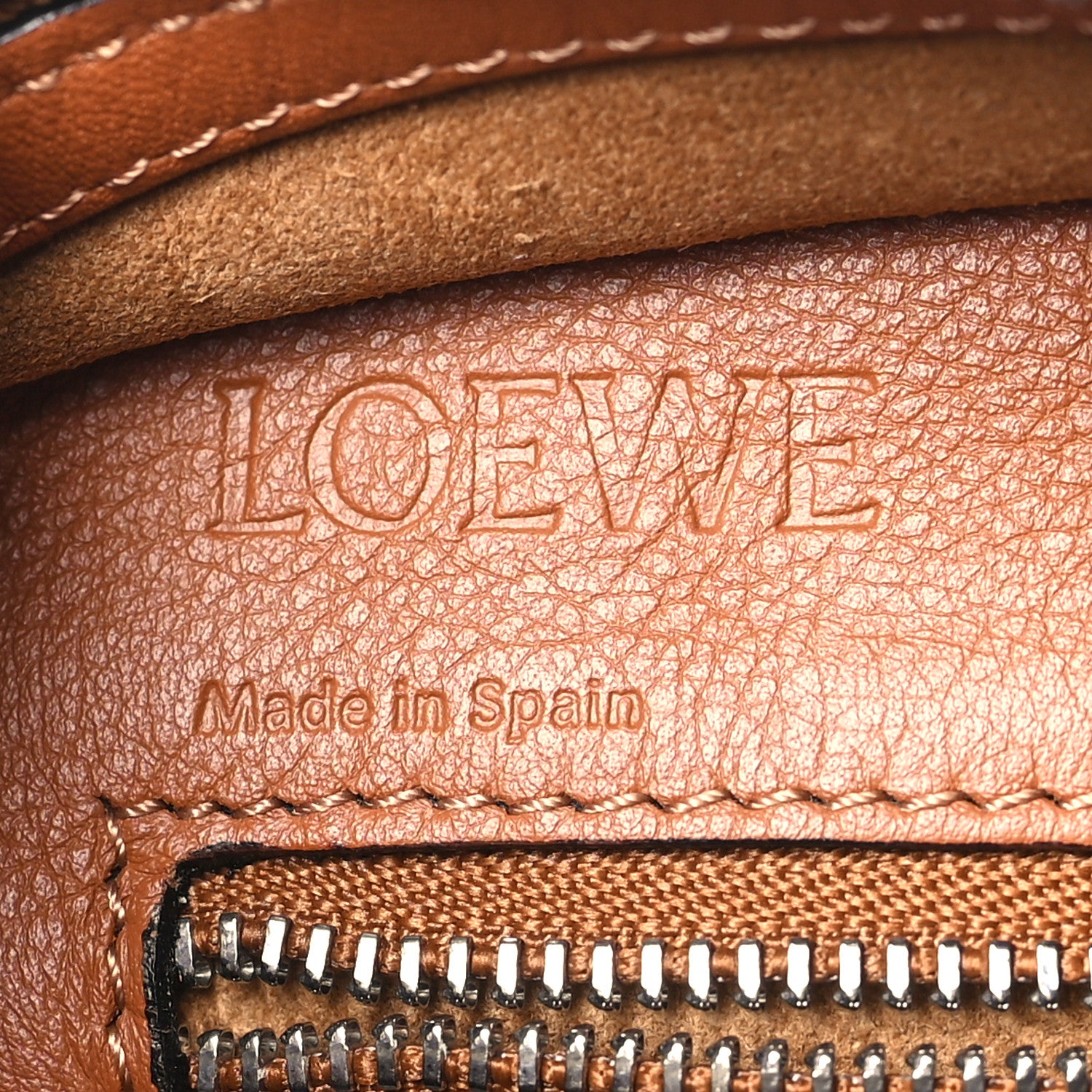 Loewe Calfskin Amazona 23 Tan 6 of 9