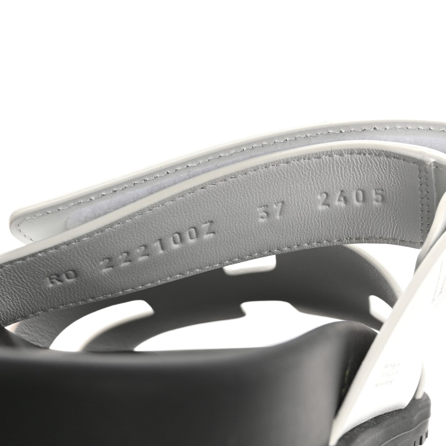 Calfskin Womens Chypre Sandals 37 White