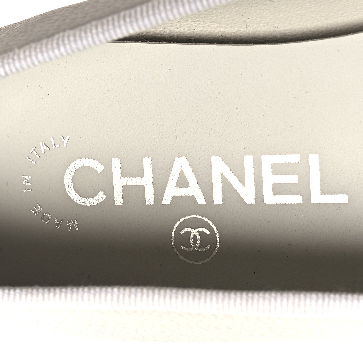 Chanel Calfskin Patent CC Cap Toe Ballerina Flats 38 White Red 8 of 9